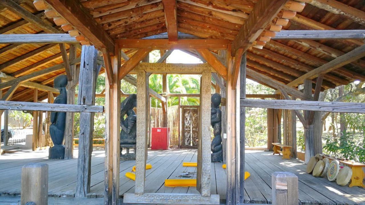 Happy Trimurti Hotell Cogolin Exteriör bild